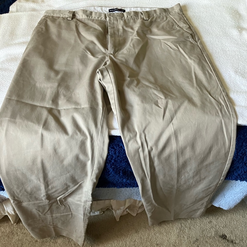 Dockers Khaki pants